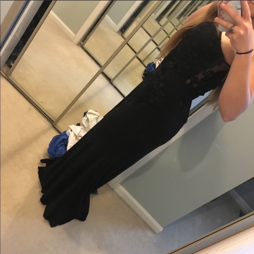 Prom dress - Picture 4 of 4